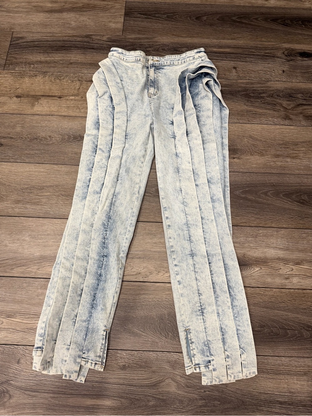AKIRA Light Blue Pleated Flare Jeans